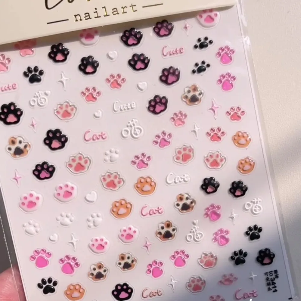 1 шт. 5D Kawaii Cat Claw желейные рельефные наклейки для ногтей самоклеящиеся слайдеры наклейки для ногтей DIY Kawaii наклейки украшения для дизайна ногтей
1 шт. 5D Kawaii Cat Claw желейные рельефные наклейки для ногтей самоклеящиеся слайдеры наклейки для ногтей DIY Kawaii наклейки украшения для дизайна ногтей