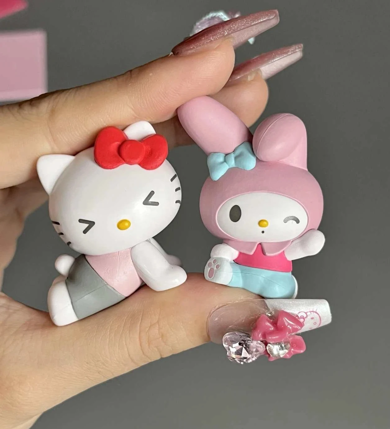 Новый бантик и йога Kuromi Cinnamoroll слепая коробка Kawaii мини-декоративная фигурка модные игрушки милые девушки подарок на день рождения
Новый бантик и йога Kuromi Cinnamoroll слепая коробка Kawaii мини-декоративная фигурка модные игрушки милые девушки подарок на день рождения