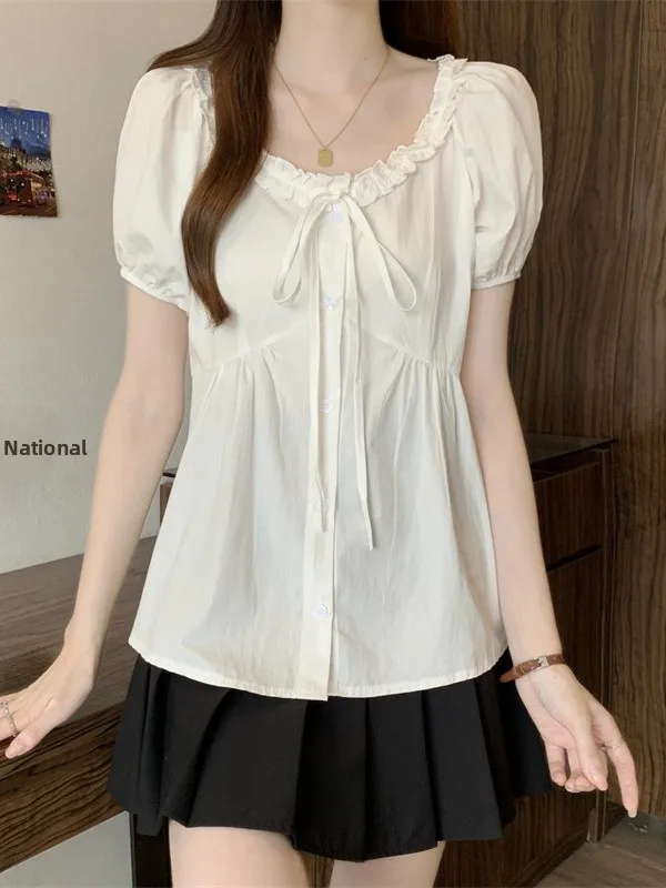 plus Size Casual Style U-Neck Lace Trim Bubble Sleeve Shirt Loose Fit Summer Top for Women Breathable Skin-Friendly Short Sleeve
plus Size Casual Style U-Neck Lace Trim Bubble Sleeve Shirt Loose Fit Summer Top for Women Breathable Skin-Friendly Short Sleeve