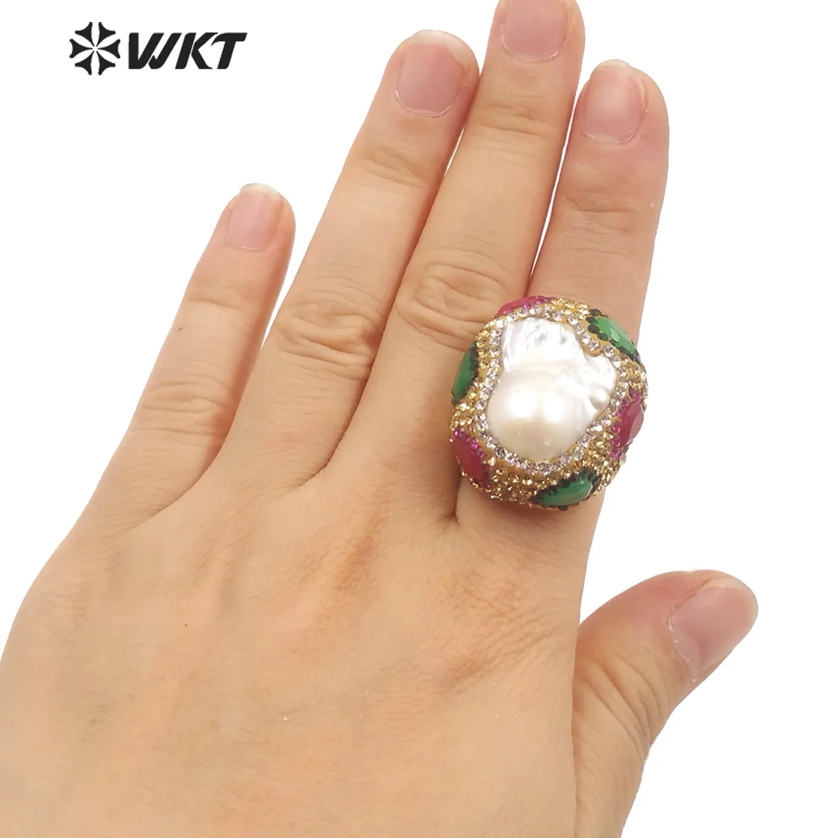 WT-MPR034 WKT Good Quality Natural Baroque Pearl Ring Set Cubic Zircon Stone Gold Plated ACC Vintage Style Ladies Jewelry Gift
WT-MPR034 WKT Good Quality Natural Baroque Pearl Ring Set Cubic Zircon Stone Gold Plated ACC Vintage Style Ladies Jewelry Gift