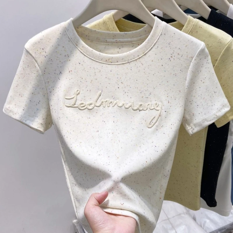 Женская летняя футболка с короткими рукавами и вышитыми буквами, новый тонкий и высококачественный базовый топ из чистого хлопка в корейском стиле 
Женская летняя футболка с короткими рукавами и вышитыми буквами, новый тонкий и высококачественный базовый топ из чистого хлопка в корейском стиле