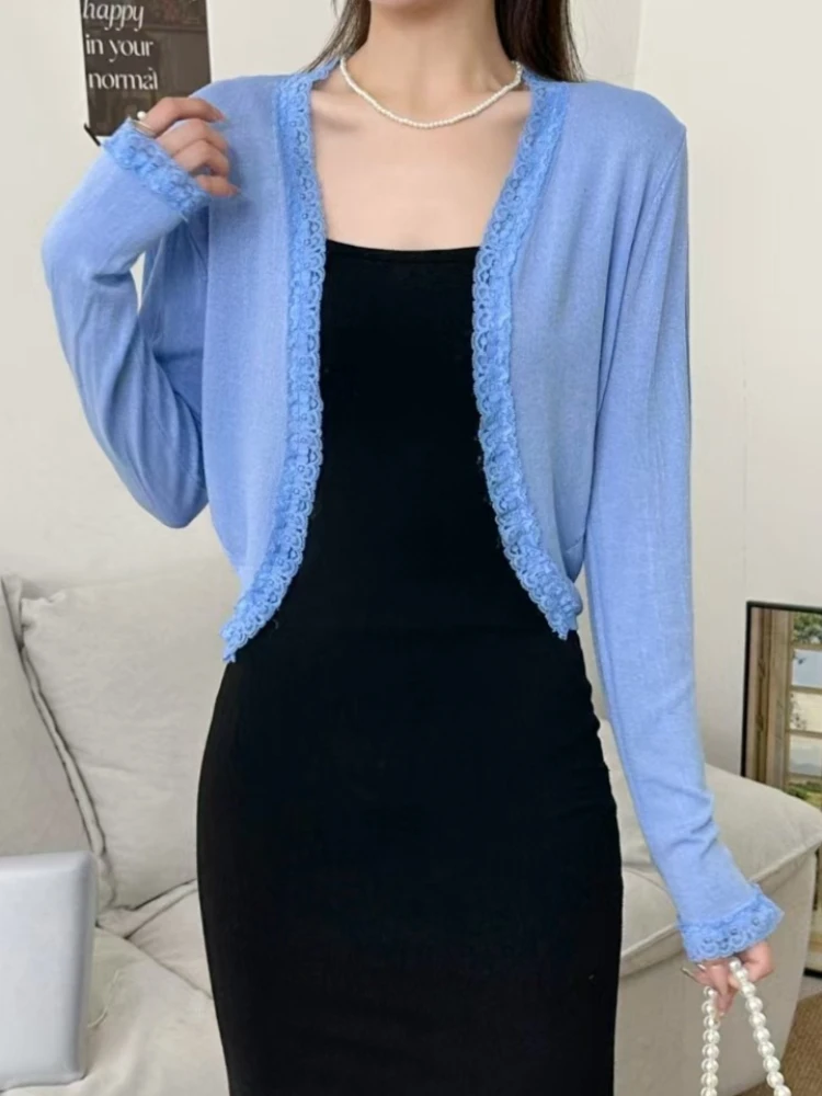 2026 Spring Summer New Ice Silk Short Shawl Coat Sun Protection Knit Women's Cardigan Thin Lace Trim Outerwear
2026 Spring Summer New Ice Silk Short Shawl Coat Sun Protection Knit Women's Cardigan Thin Lace Trim Outerwear