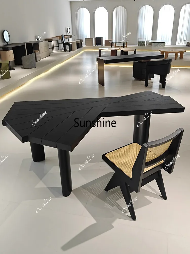 YAdvanced design special-shaped desk Italian minimalist solid wood creative art
YAdvanced design special-shaped desk Italian minimalist solid wood creative art