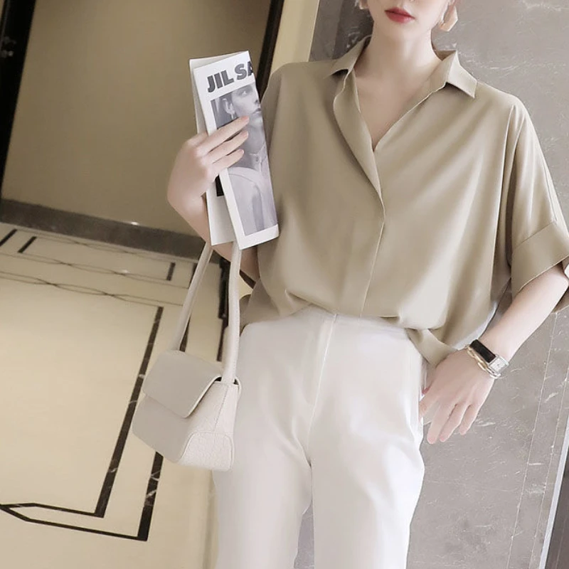 Blouses Women Batwing Sleeve Thin Solid Loose Simple Basic Elegant Retro Design Блузки Summer Mujer Prevalent Korean Style Ins
Blouses Women Batwing Sleeve Thin Solid Loose Simple Basic Elegant Retro Design Блузки Summer Mujer Prevalent Korean Style Ins
