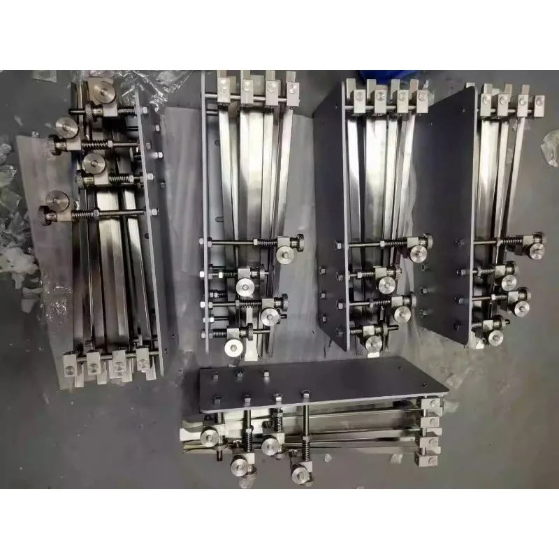 Mask machine accessories for children and adults with a one-time stable design and improved folding edge device
Mask machine accessories for children and adults with a one-time stable design and improved folding edge device