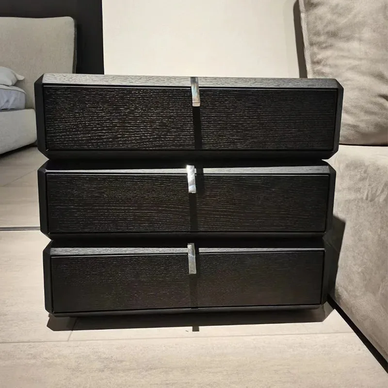Rotating bedside table light luxury high-end Italian minimalist small creative solid wood bedroom black
Rotating bedside table light luxury high-end Italian minimalist small creative solid wood bedroom black