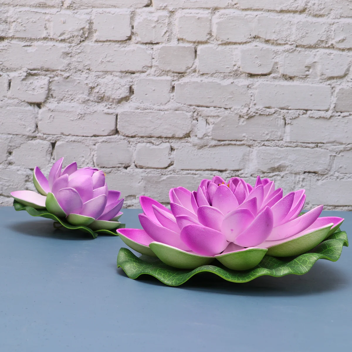 6 PCS Artificial Water Lilies Pond Decor Lily Lotus Flower Plants Floating Fish Tank Decorations
6 PCS Artificial Water Lilies Pond Decor Lily Lotus Flower Plants Floating Fish Tank Decorations