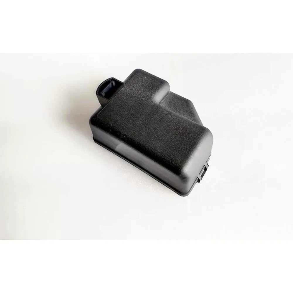 For Geely Kingkong SC6 Automobile Parts Cabin Outdoor Fuse Box Upper Cover Brand New Genuine
For Geely Kingkong SC6 Automobile Parts Cabin Outdoor Fuse Box Upper Cover Brand New Genuine