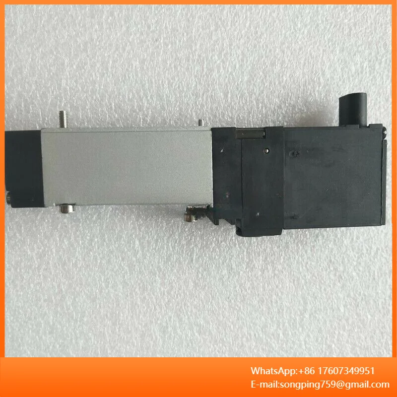 New and Original MT2H-5/3E-4,0-S-VI-B MT2H-5/3E-4.0-S-VI-B Solenoid Solenoid Valve Stock in Warehouse
New and Original MT2H-5/3E-4,0-S-VI-B MT2H-5/3E-4.0-S-VI-B Solenoid Solenoid Valve Stock in Warehouse