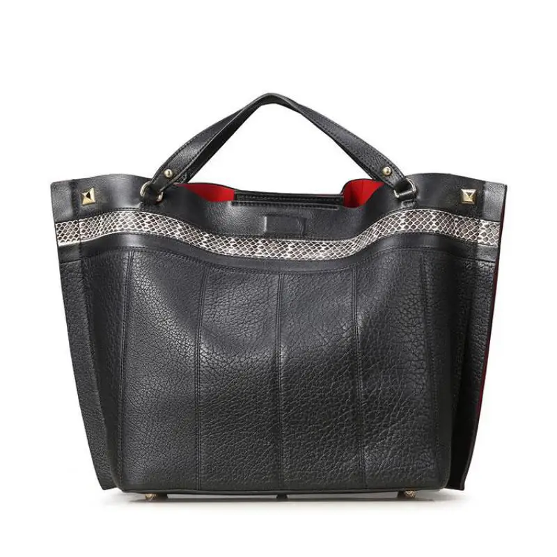 European And American Fashion New Top Layer Cowhide Bucket Shaped Shoulder Bag With Snake Pattern Leather Stitching Shopping Bag
European And American Fashion New Top Layer Cowhide Bucket Shaped Shoulder Bag With Snake Pattern Leather Stitching Shopping Bag