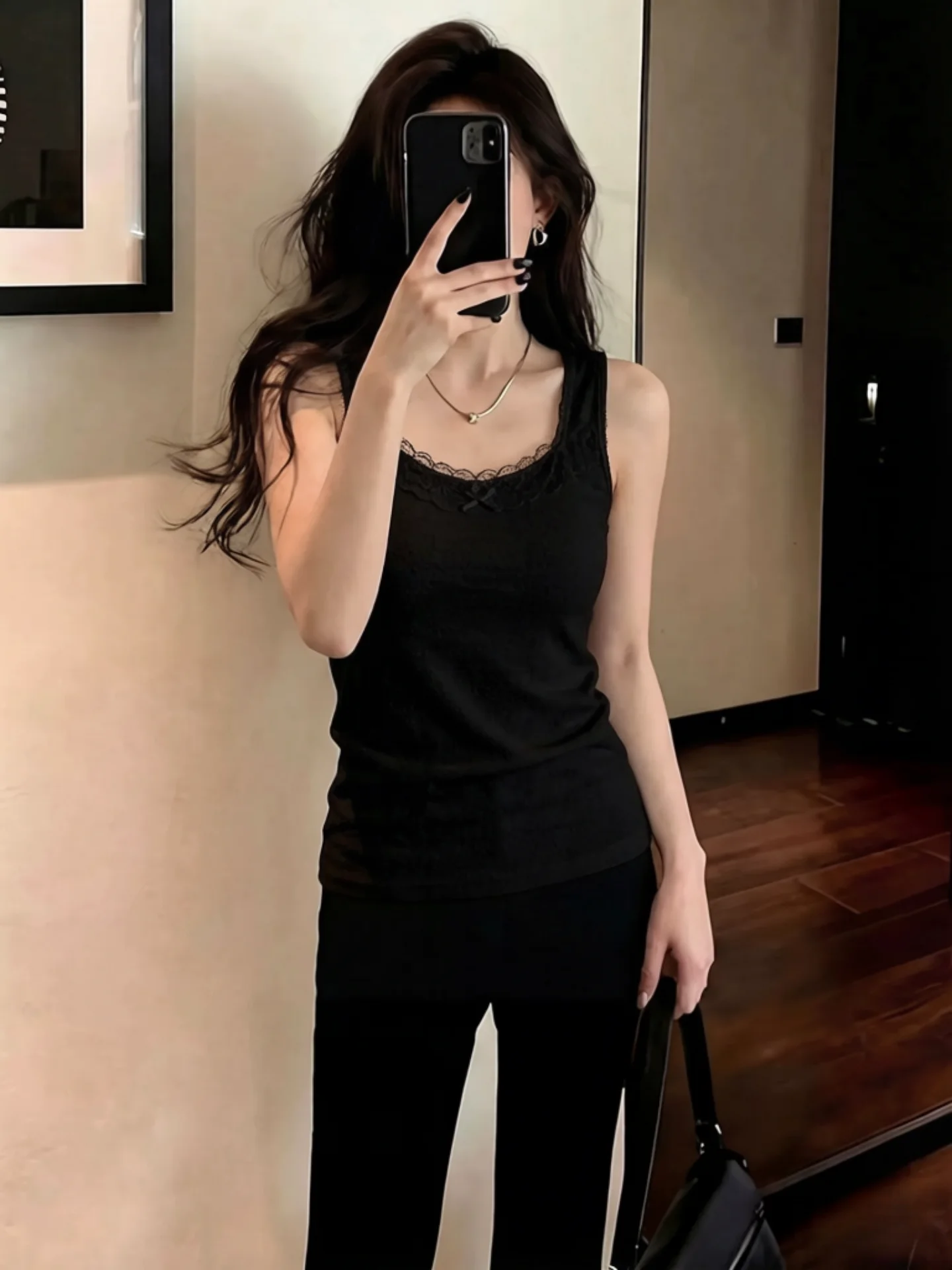 Lace Knot Strap Vest Women's plus Size Summer New Style Inner Wear Outer Wear Slim Fit Base Top Casual Simple Design
Lace Knot Strap Vest Women's plus Size Summer New Style Inner Wear Outer Wear Slim Fit Base Top Casual Simple Design