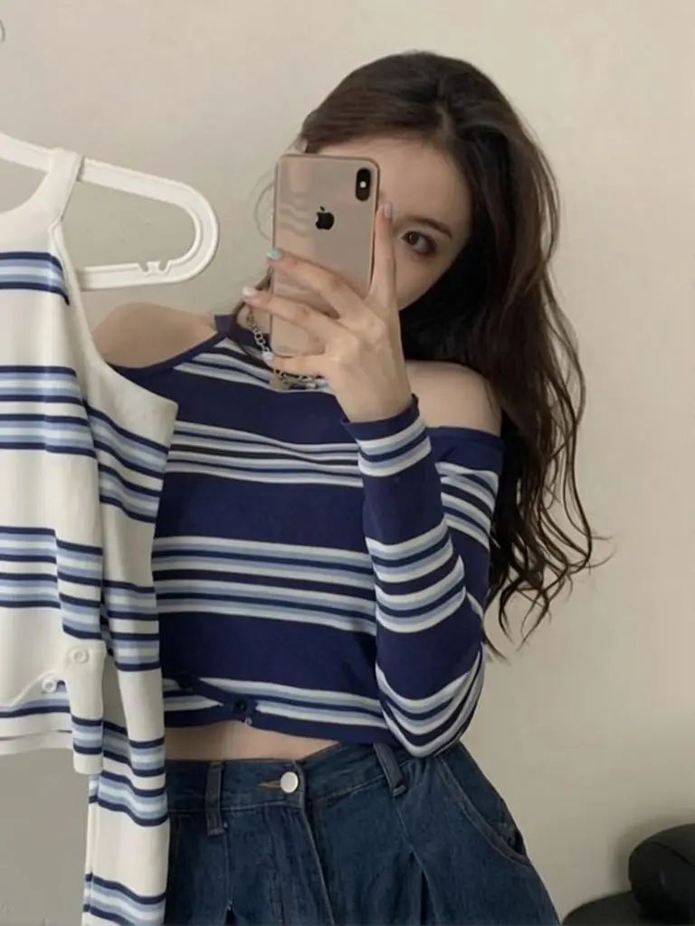 Off Shoulder Halter Women Jersey Shirt Striped Knit Basic Long Sleeve Sweater Top Outerwear Autumn Knitwear Top
Off Shoulder Halter Women Jersey Shirt Striped Knit Basic Long Sleeve Sweater Top Outerwear Autumn Knitwear Top