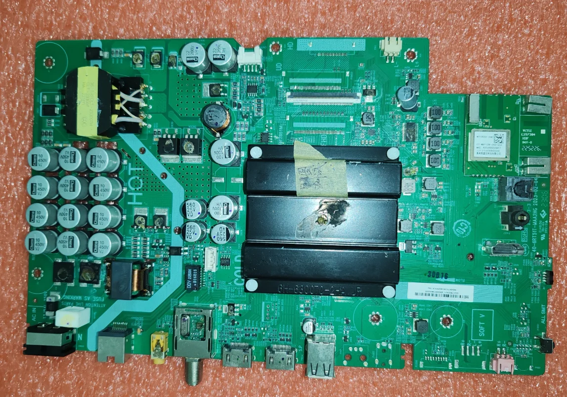 40-6RT51T-MAA2HG M8-6RT5106-MA200CK Three in one TV motherboard, tested well, physical photo
40-6RT51T-MAA2HG M8-6RT5106-MA200CK Three in one TV motherboard, tested well, physical photo