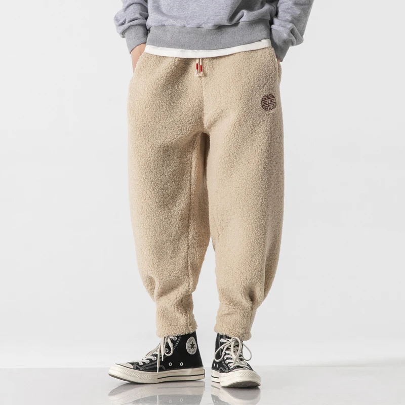 2023 Winter Warm Cashmere Sweatpants Men Fashion Joggers Elastic Waist Casual Lambswool Thick Pants Male Fleece Trousers M-5Xl
2023 Winter Warm Cashmere Sweatpants Men Fashion Joggers Elastic Waist Casual Lambswool Thick Pants Male Fleece Trousers M-5Xl