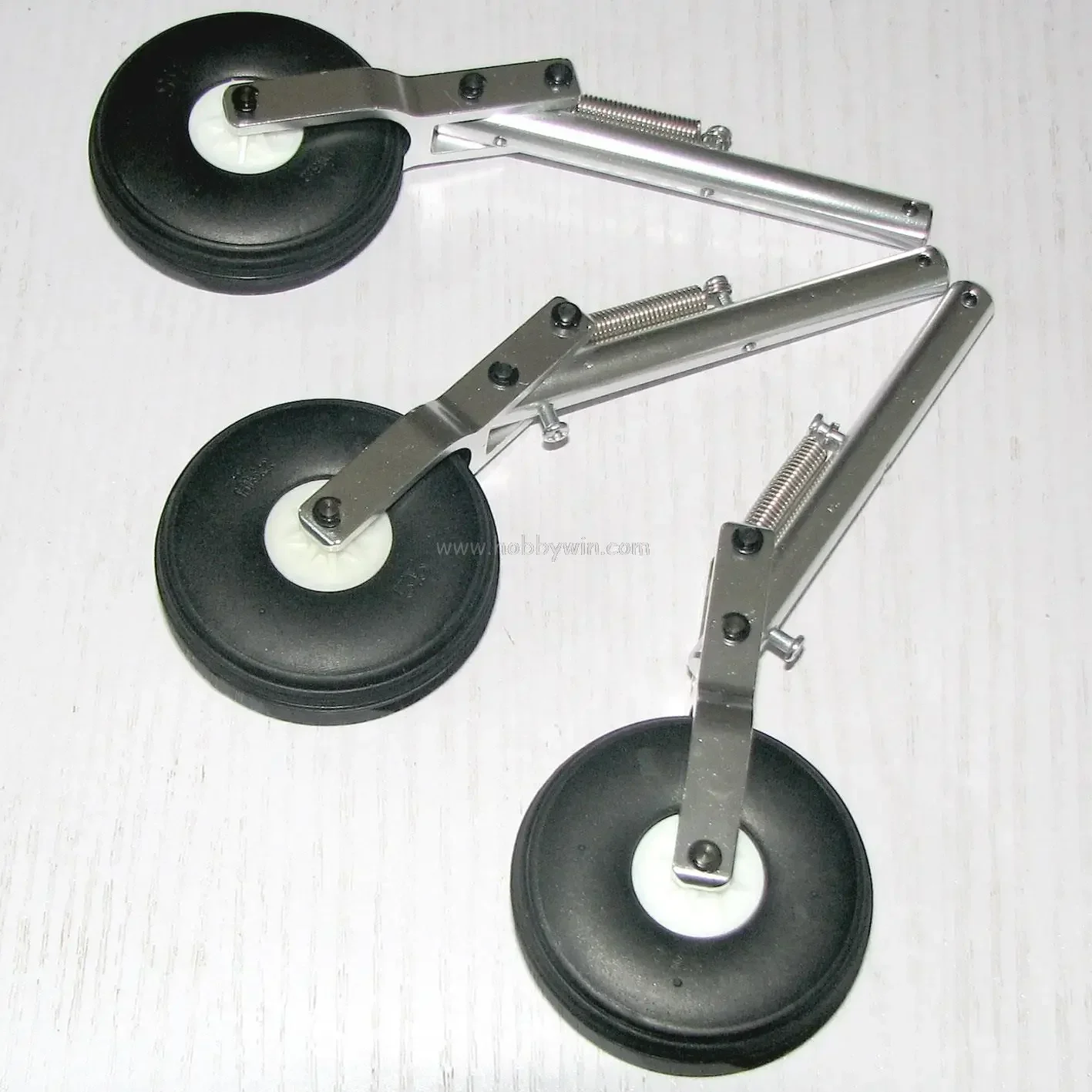 150mm 5mm landing gear Alum Offset Oleo Struts recording with PU tyre 55*15mm R/C model airplane parts plane
150mm 5mm landing gear Alum Offset Oleo Struts recording with PU tyre 55*15mm R/C model airplane parts plane