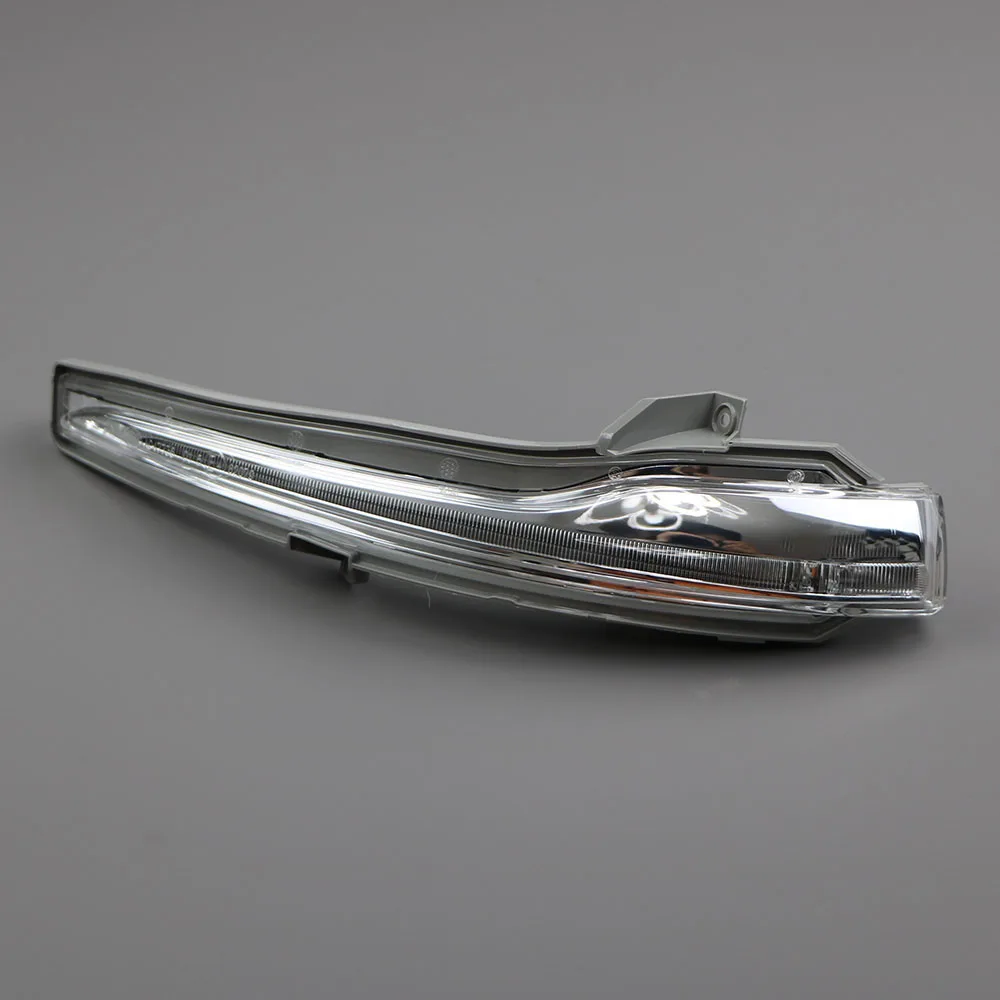 A0999064701 Silver Front LH Side Mirror Led Turn Signal Lights For Benz C W205 S W222 E W213 2012-2021 A0999060701
A0999064701 Silver Front LH Side Mirror Led Turn Signal Lights For Benz C W205 S W222 E W213 2012-2021 A0999060701