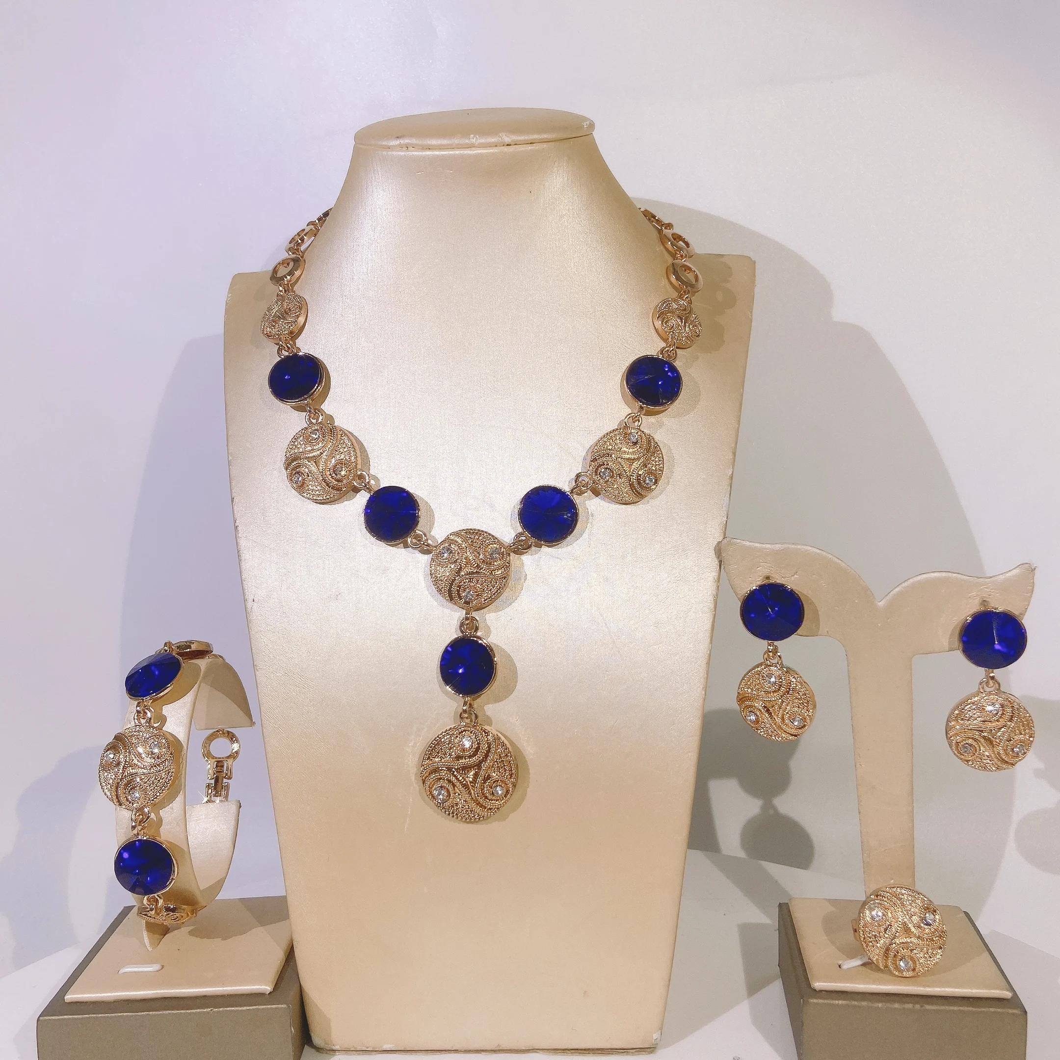 Colours Stone Gold Plated Women Jewelry Set Necklace Earrings Bracelet Ring Gift Party Use
Colours Stone Gold Plated Women Jewelry Set Necklace Earrings Bracelet Ring Gift Party Use
