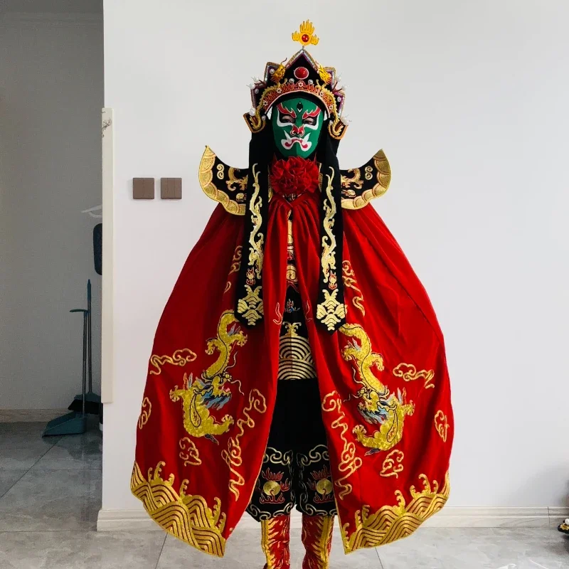 Sichuan Opera face-changing costumes, Panlong Panjin embroidery, face-changing costume props
Sichuan Opera face-changing costumes, Panlong Panjin embroidery, face-changing costume props