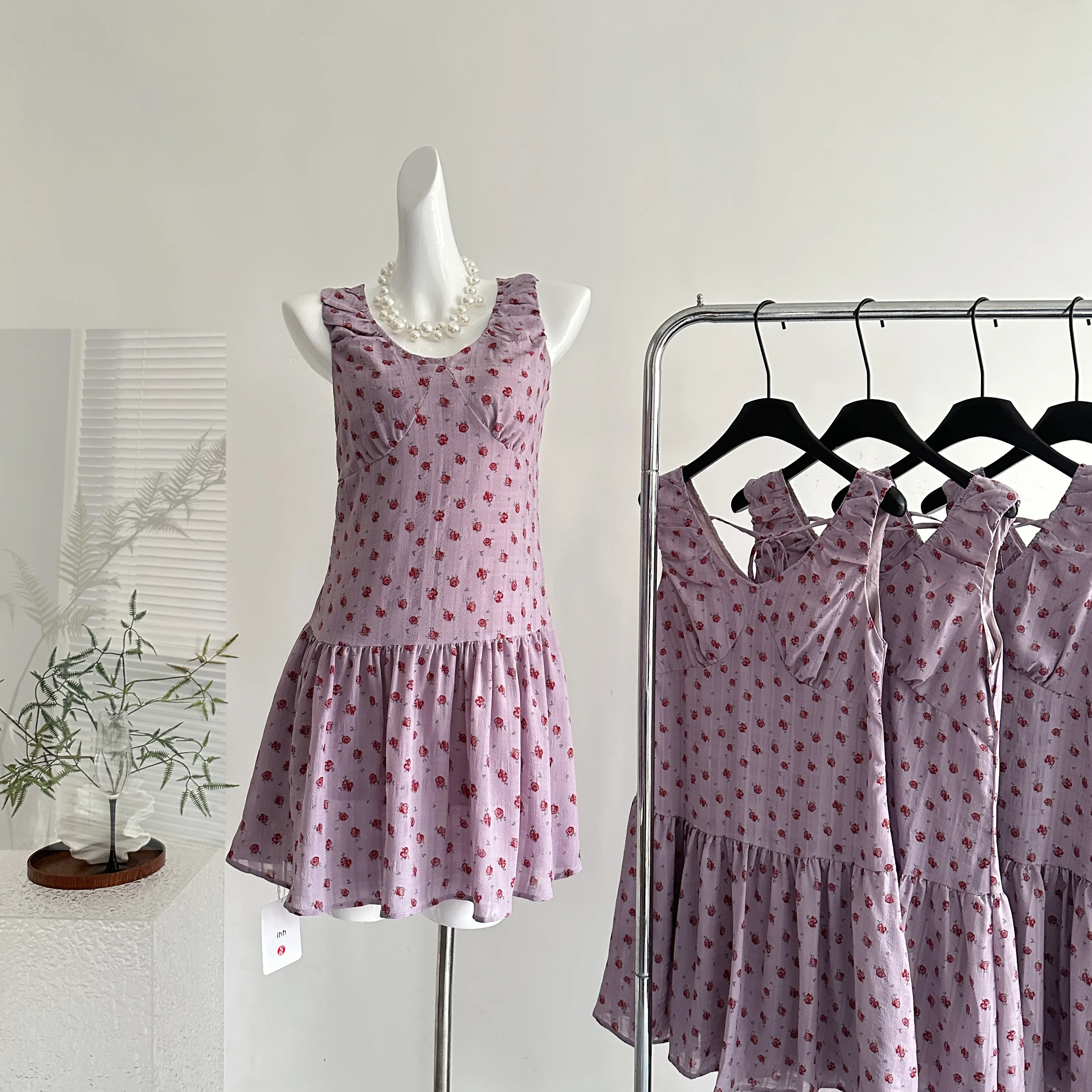 Summer Women Korean Fashion Shoujo Cute Core 2000s Dress Mini Frock A-line One-Piece V-Neck Evening Party Coquette Gyaru New
Summer Women Korean Fashion Shoujo Cute Core 2000s Dress Mini Frock A-line One-Piece V-Neck Evening Party Coquette Gyaru New