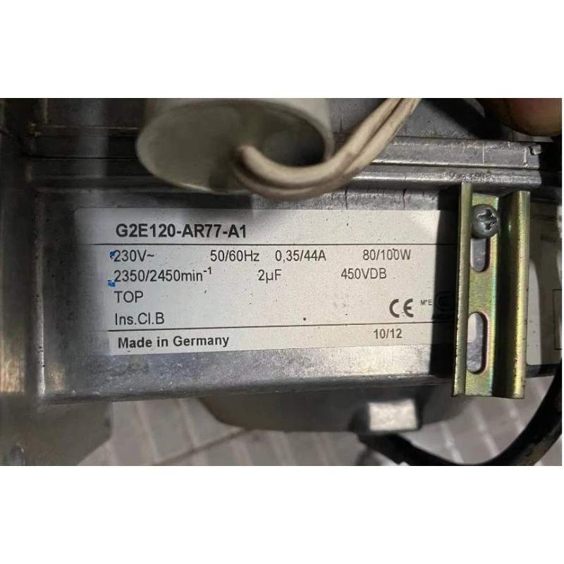 G2E120-AR77-A1 G2E120-AR77-A6 G2E120-AR77-90 Original Fan
G2E120-AR77-A1 G2E120-AR77-A6 G2E120-AR77-90 Original Fan