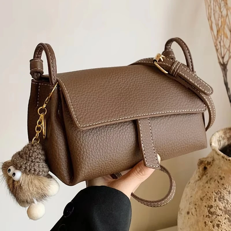 2025 New Retro Pillow Bag Simple Pure Color Versatile Single Shoulder Crossbody Bag Fashionable Mini Women's Bag
2025 New Retro Pillow Bag Simple Pure Color Versatile Single Shoulder Crossbody Bag Fashionable Mini Women's Bag