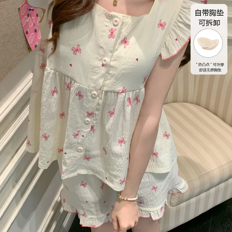 Pajamas women's summer sleeveless shorts two-piece set girls sweet cute loose summer with breast pad homewear
Pajamas women's summer sleeveless shorts two-piece set girls sweet cute loose summer with breast pad homewear