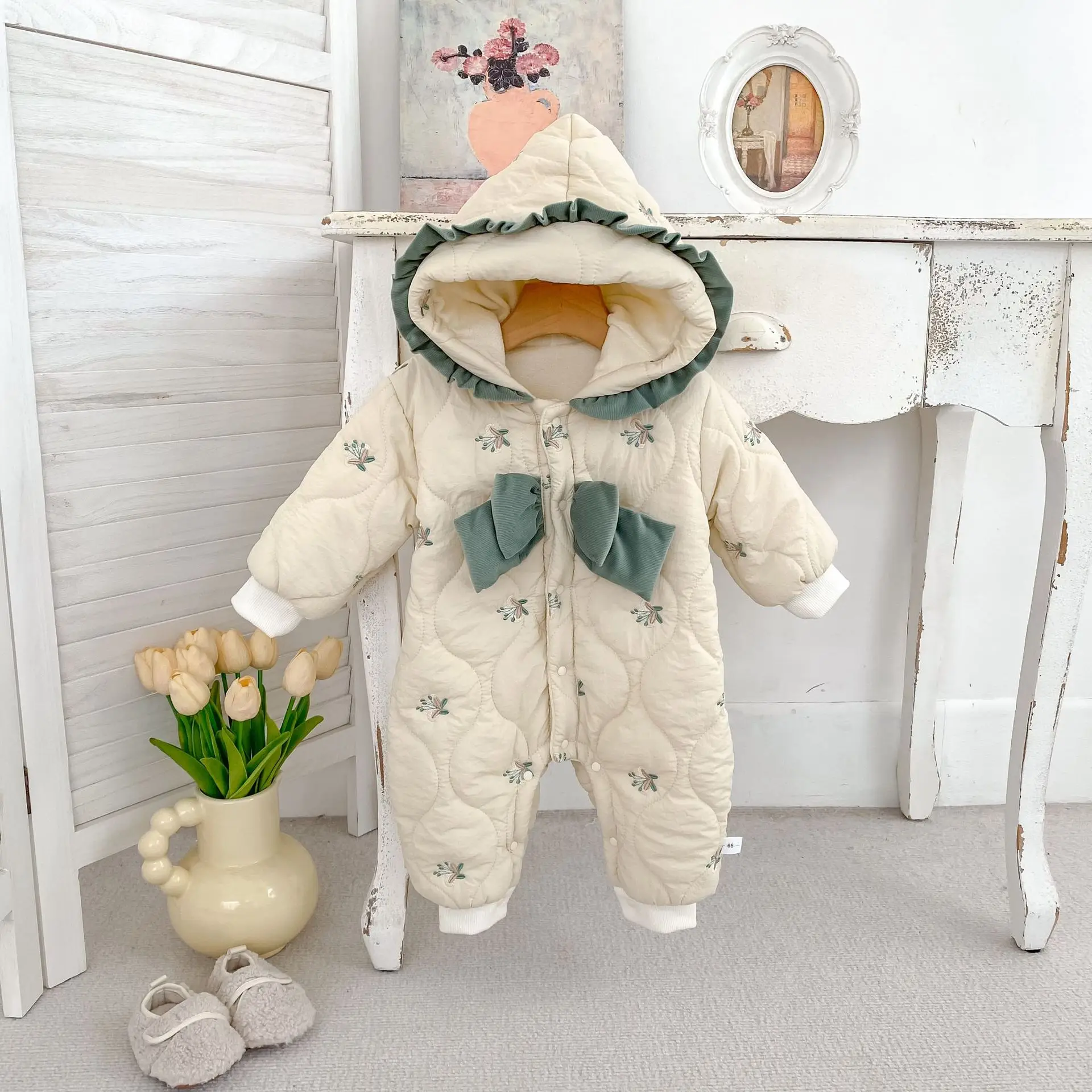 2025 Winter New Baby Girl Flower Embroidery Jumpsuit Newborn Toddler Warm Fleece Jumpsuit Infant Girl Plus Velvet Thick Clothes
2025 Winter New Baby Girl Flower Embroidery Jumpsuit Newborn Toddler Warm Fleece Jumpsuit Infant Girl Plus Velvet Thick Clothes