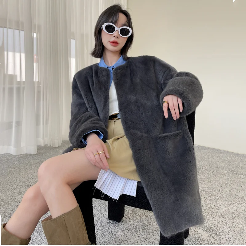 2023 New Fashion Real Mink Fur Women Long Coat Natural Mink Fur Coat Autumn Winter Warm Plus Size Female Mink Fur Jacket
2023 New Fashion Real Mink Fur Women Long Coat Natural Mink Fur Coat Autumn Winter Warm Plus Size Female Mink Fur Jacket