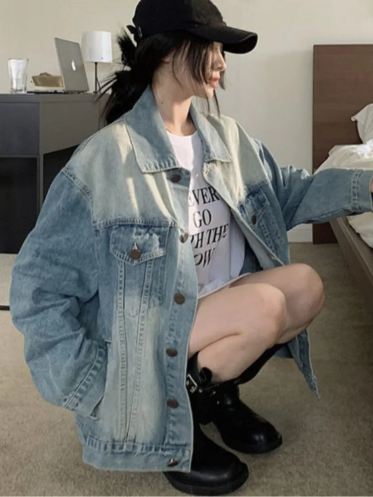 plus Size Women's Long Sleeve Denim Jacket Loose Fit Slimming Collar Button up Spring Fashionable Top Casual Versatile Outerwear
plus Size Women's Long Sleeve Denim Jacket Loose Fit Slimming Collar Button up Spring Fashionable Top Casual Versatile Outerwear