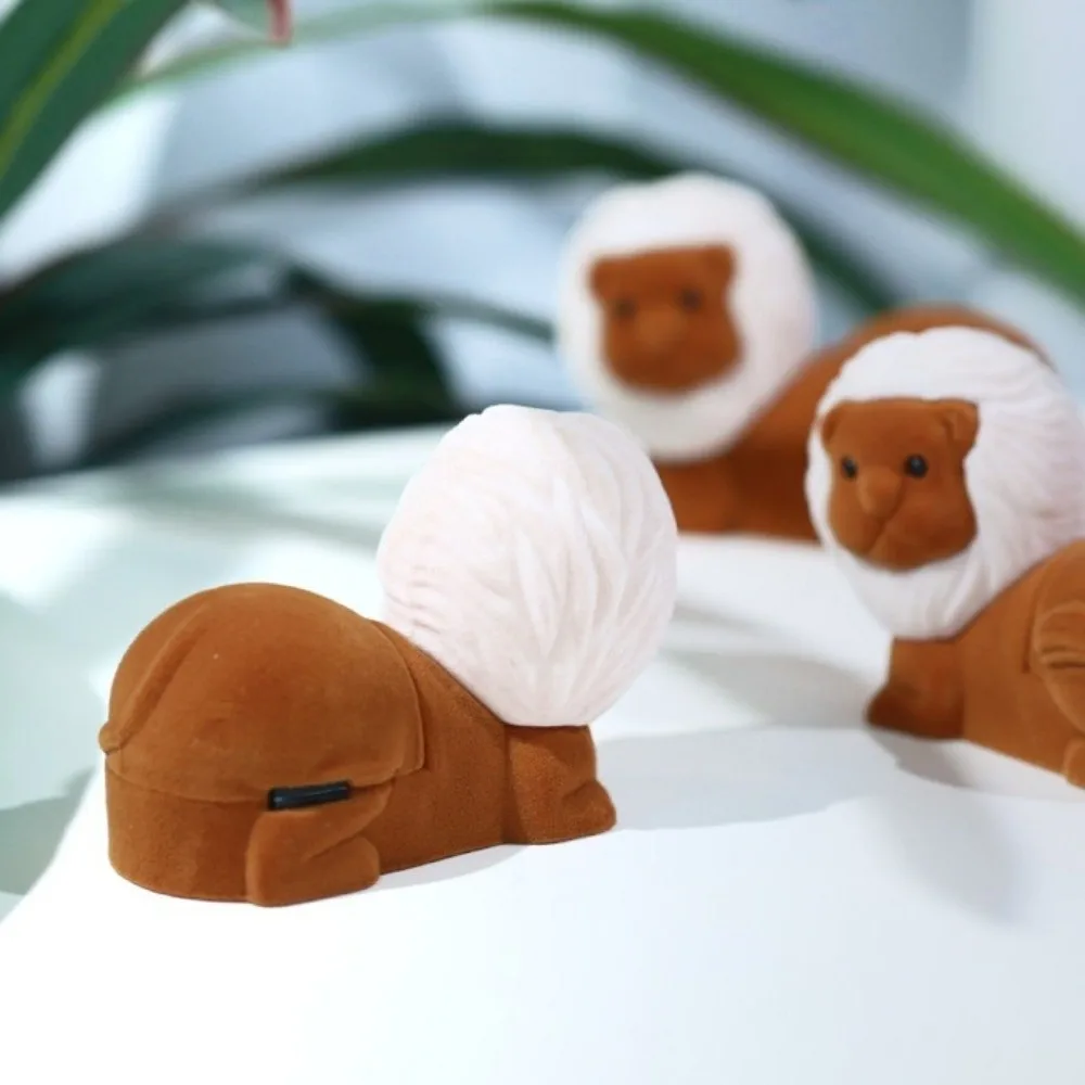 Mini Lion Animal Flocked Jewelry Box Crocodile Creative Puppy Ring Box Multi-function Koala Necklace Organizer Propose
Mini Lion Animal Flocked Jewelry Box Crocodile Creative Puppy Ring Box Multi-function Koala Necklace Organizer Propose