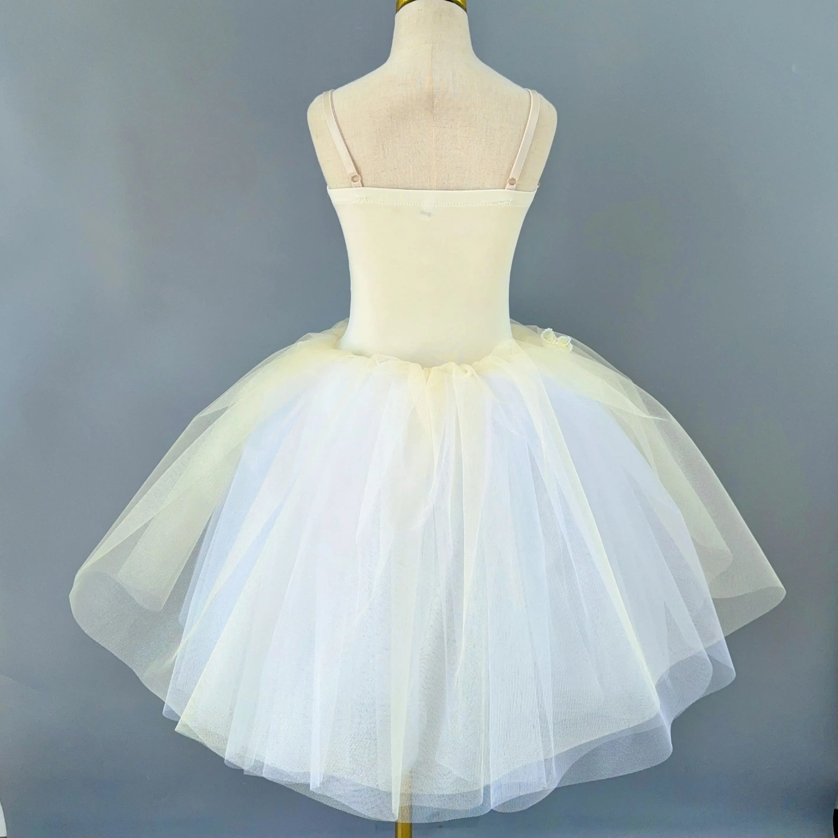Girls Romantic Apricot Ballet Tutu Dress Dance Clothes Child Ballet Dress Kids Modern Dance Princess Dress Performance Clothing
Girls Romantic Apricot Ballet Tutu Dress Dance Clothes Child Ballet Dress Kids Modern Dance Princess Dress Performance Clothing