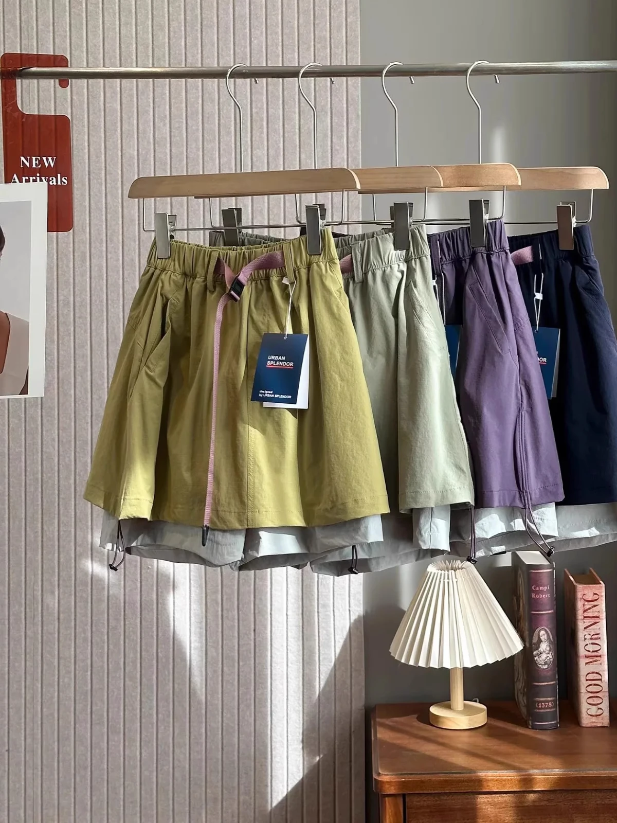 High Waist Fitness Short Skirt Women's Casual Outdoor Color Block Sports Pants Skirt Summer 2026 New Korean Style
High Waist Fitness Short Skirt Women's Casual Outdoor Color Block Sports Pants Skirt Summer 2026 New Korean Style