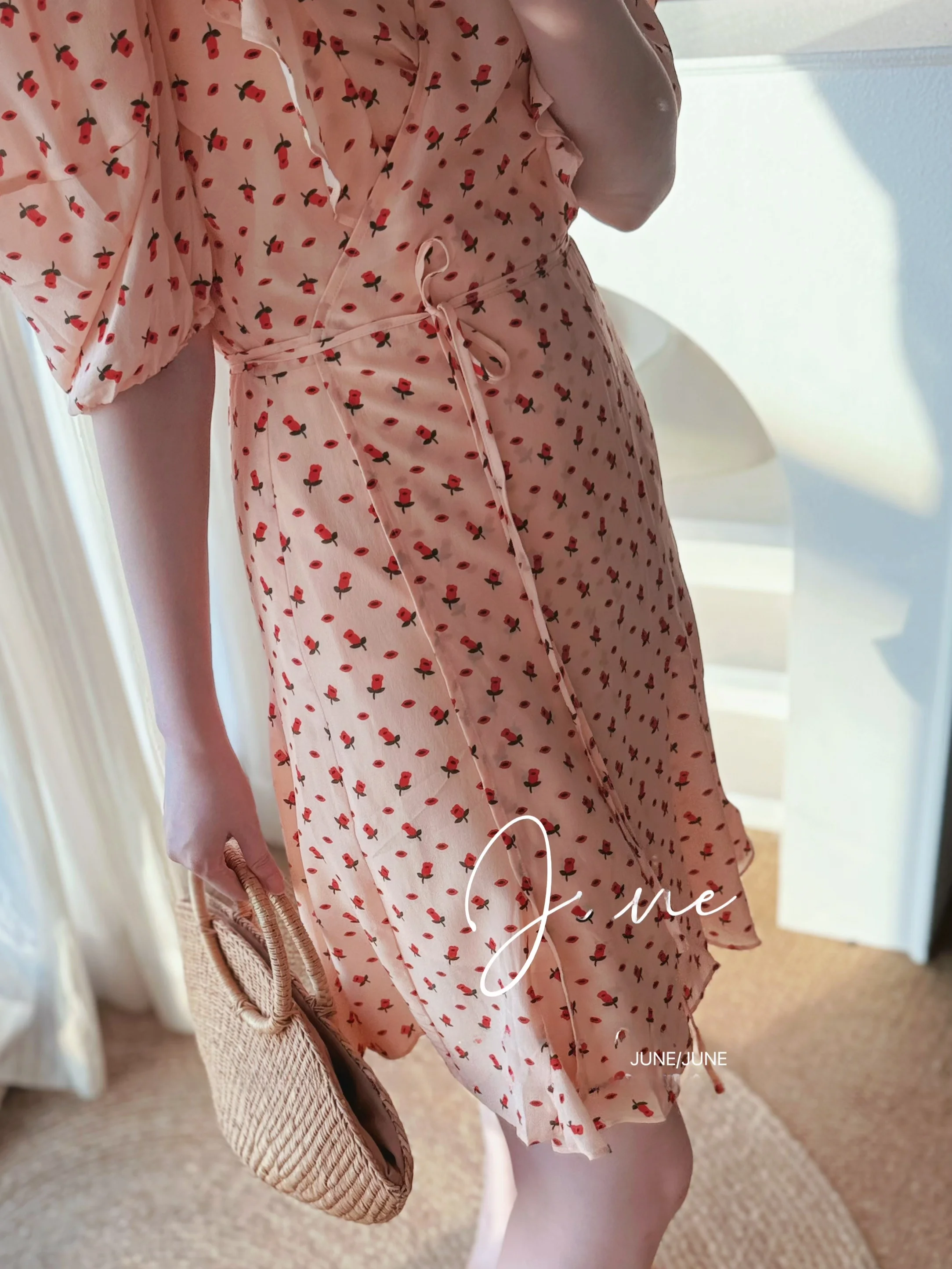 Ele Silk Floral Summer Dr Women's V-ne Waist-cinching Belted Slimming Midi Dr Chic Bell-sve True Faionista
Ele Silk Floral Summer Dr Women's V-ne Waist-cinching Belted Slimming Midi Dr Chic Bell-sve True Faionista