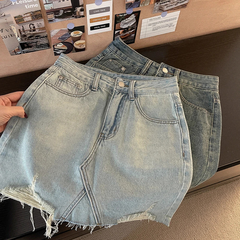 Women's Summer Denim Skirt Female Korean Style New Vintage High Waist A-Line Mini Frayed Short Skirts Office Lady Wear
Women's Summer Denim Skirt Female Korean Style New Vintage High Waist A-Line Mini Frayed Short Skirts Office Lady Wear
