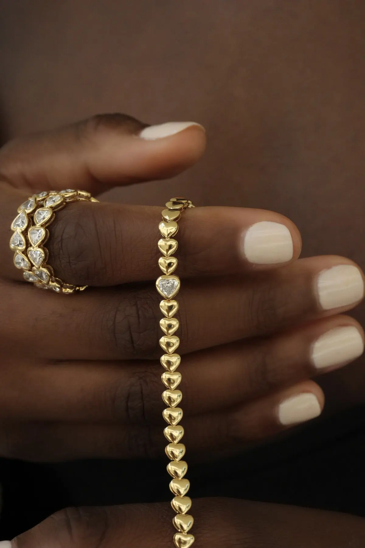 Цельный белый кубический цирконий в форме сердца, теннисные браслеты для женщин, 18-каратное позолоченное цветное цепочка, размер 17 см, 19 см, модные украшения
Цельный белый кубический цирконий в форме сердца, теннисные браслеты для женщин, 18-каратное позолоченное цветное цепочка, размер 17 см, 19 см, модные украшения