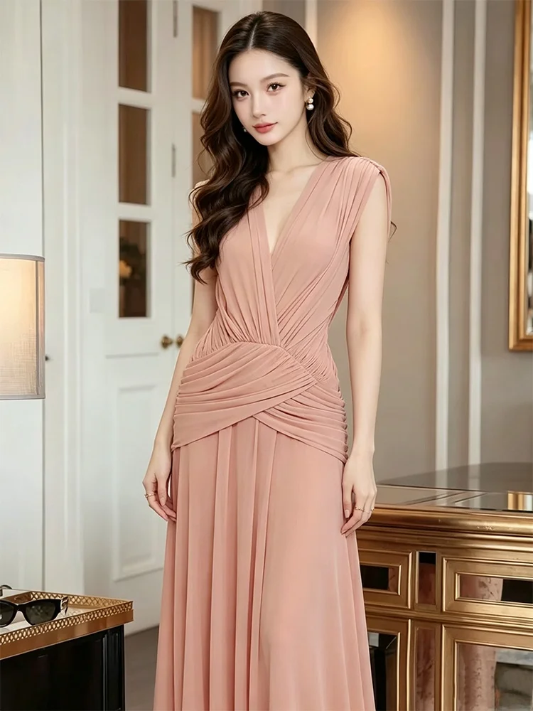 Elegant V-Neck Sleeveless Slim Fit Long Dress Women's Fashion French Style Pleated A-Line Skirt Polyester Fiber Midi Dress
Elegant V-Neck Sleeveless Slim Fit Long Dress Women's Fashion French Style Pleated A-Line Skirt Polyester Fiber Midi Dress
