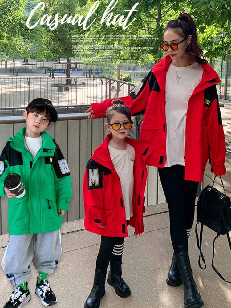 Parent-child Wear Mother-daughter Wear 2022 Autumn New Coat Mother-child Korean Version Girls Autumn Fashion Hooded Windbreaker
Parent-child Wear Mother-daughter Wear 2022 Autumn New Coat Mother-child Korean Version Girls Autumn Fashion Hooded Windbreaker