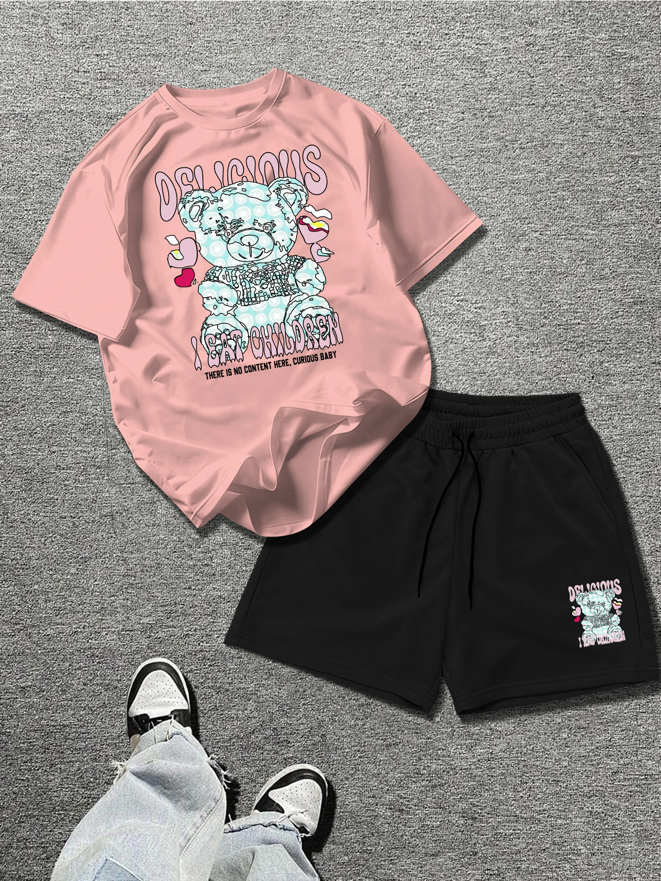 Men's Grunge Cute Bear Delicious Graphic Shorts Y2K Streetwear Drawstring Quick Dry Summer Casual Sports Short Pants
Men's Grunge Cute Bear Delicious Graphic Shorts Y2K Streetwear Drawstring Quick Dry Summer Casual Sports Short Pants
