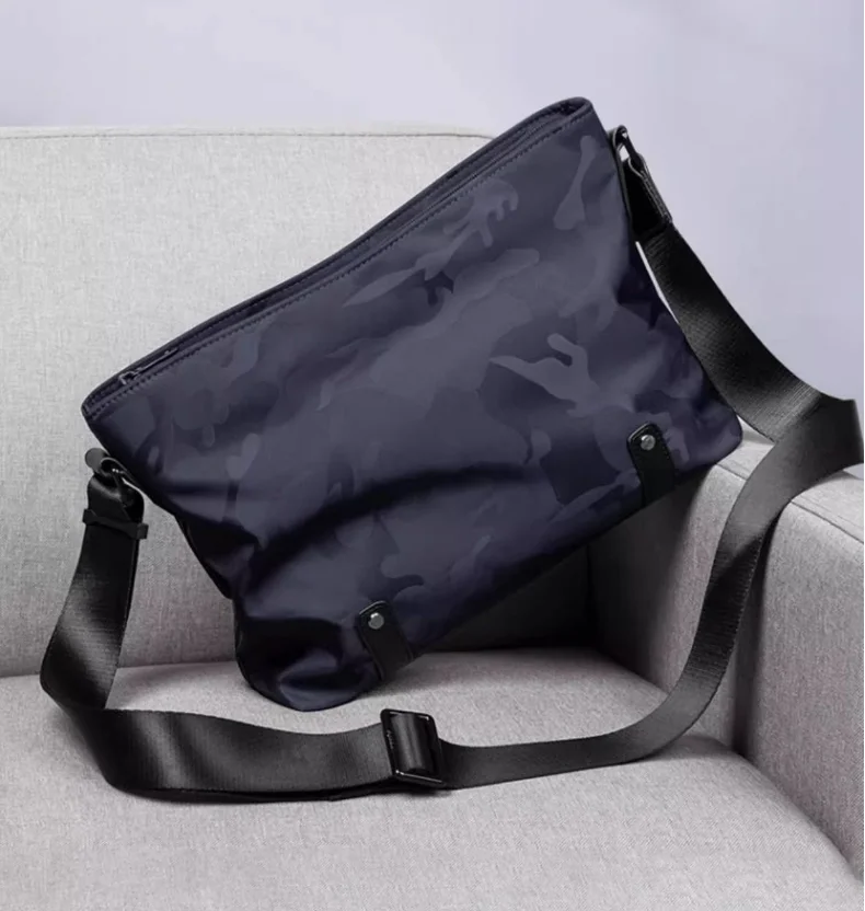 Crossbody Bags MEN'S casual bags fashion trend camouflage large capacity shoulder bag waterproof commuter backpack Bolsa hombre
Crossbody Bags MEN'S casual bags fashion trend camouflage large capacity shoulder bag waterproof commuter backpack Bolsa hombre