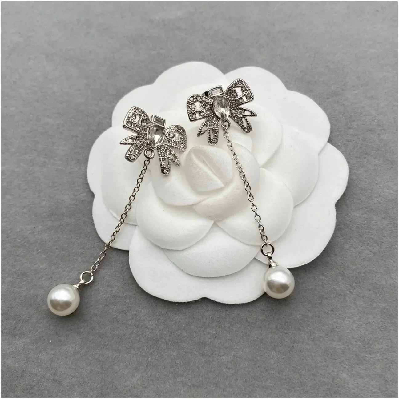 "2025 Trendsetting S925 Sterling Silver Earrings, Elevate Your Style with Elegance"
"2025 Trendsetting S925 Sterling Silver Earrings, Elevate Your Style with Elegance"