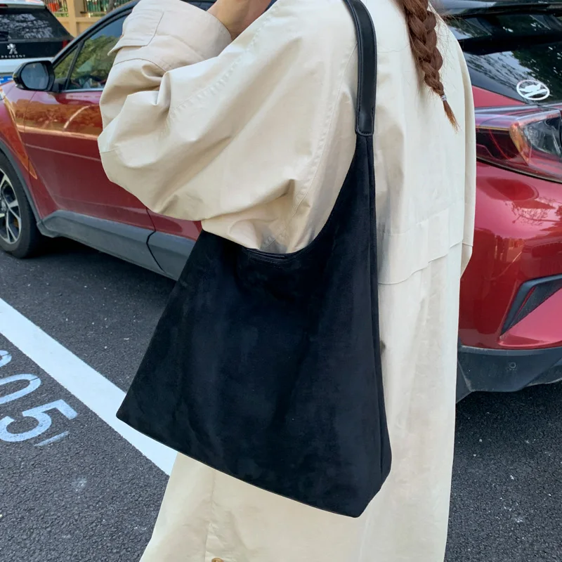 Простая большая сумка в стиле ретро, замшевая кожа из нубука, легкая роскошная универсальная женская сумка на плечо высокого класса, большая вместительная пригородная сумка подмышками