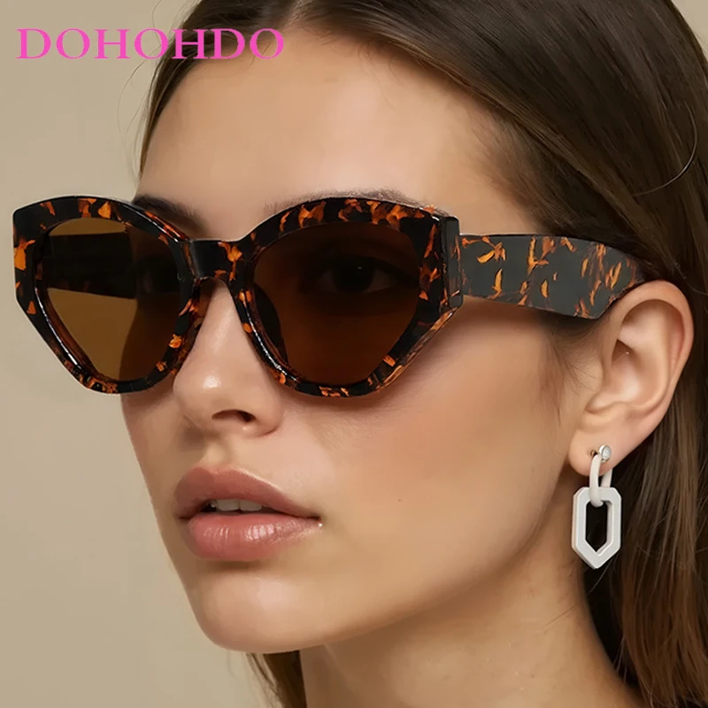 Trendy Cat Eye Thick Frame Women's Sunglasses Luxury Brand Designer Men Sunglass Outdoor Driving Travel Eyeglasses Ladies UV400
Trendy Cat Eye Thick Frame Women's Sunglasses Luxury Brand Designer Men Sunglass Outdoor Driving Travel Eyeglasses Ladies UV400