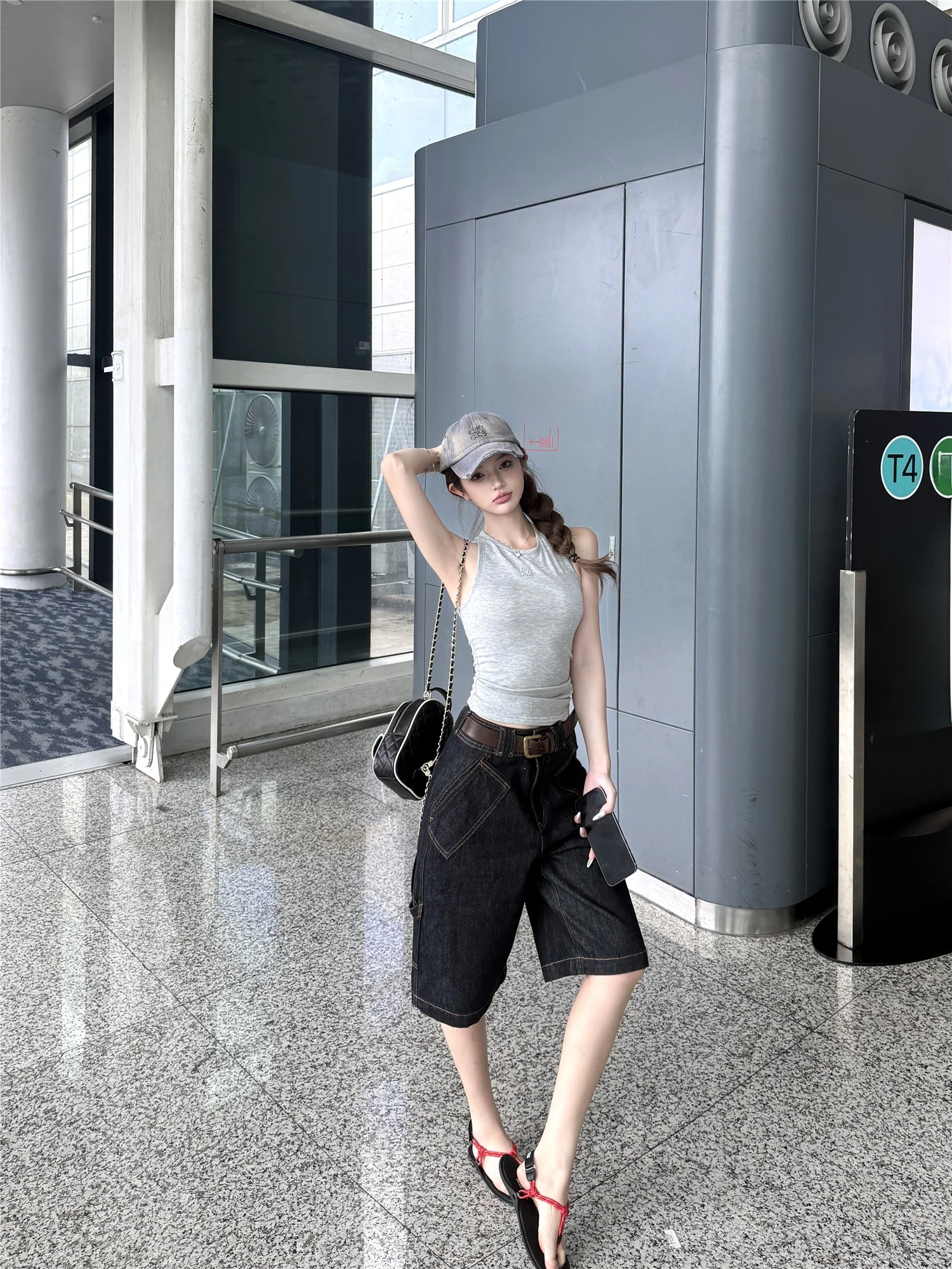 American Retro High Waist Wide Leg Denim Shorts Women Summer Loose Slim Straight Tube Pants Versatile Spicy Five-Point Pants
American Retro High Waist Wide Leg Denim Shorts Women Summer Loose Slim Straight Tube Pants Versatile Spicy Five-Point Pants