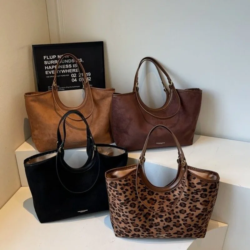 Attractive Sleek Crossbody Bag Ladies Office Commuting Work Meeting Exquisite Fashionable Chic Timeless Elegant Stylish
Attractive Sleek Crossbody Bag Ladies Office Commuting Work Meeting Exquisite Fashionable Chic Timeless Elegant Stylish