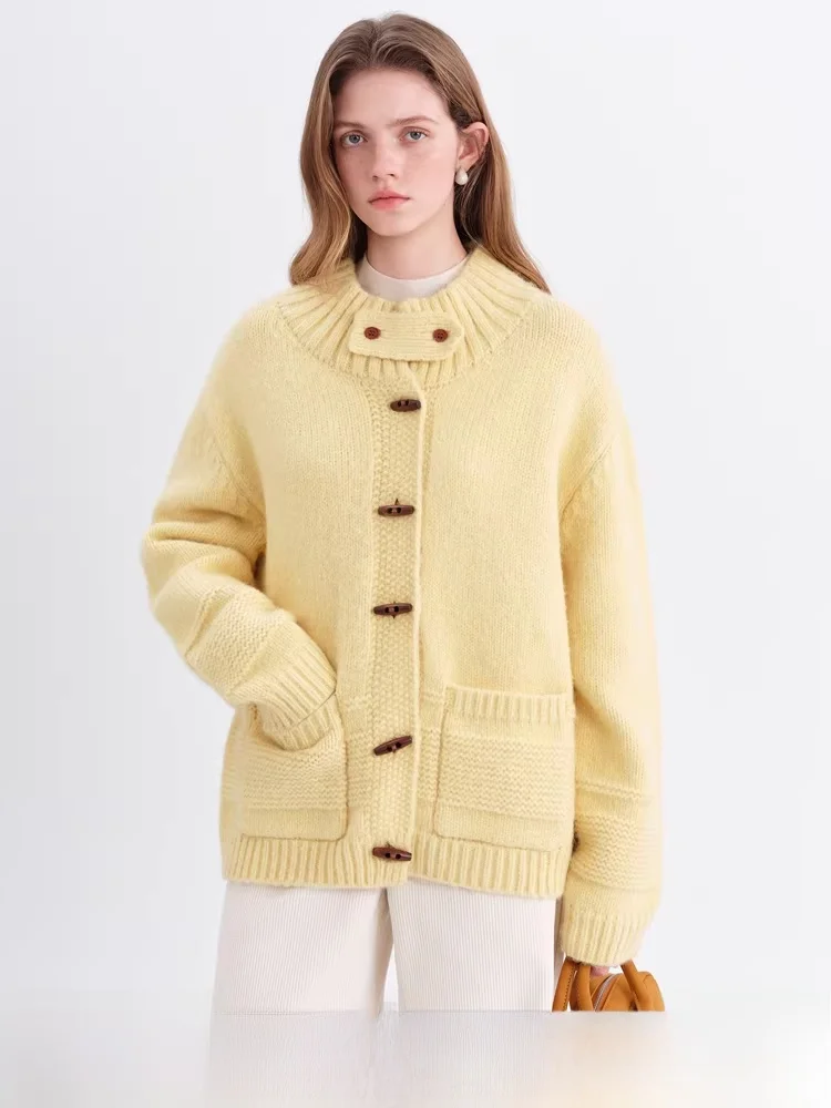 Fansi Lanen Yellow Knitted Sweater Car Coat Stand Collar Button up Cardigan Inner Wear Loose Fit Long Sve Winter New Arrival
Fansi Lanen Yellow Knitted Sweater Car Coat Stand Collar Button up Cardigan Inner Wear Loose Fit Long Sve Winter New Arrival