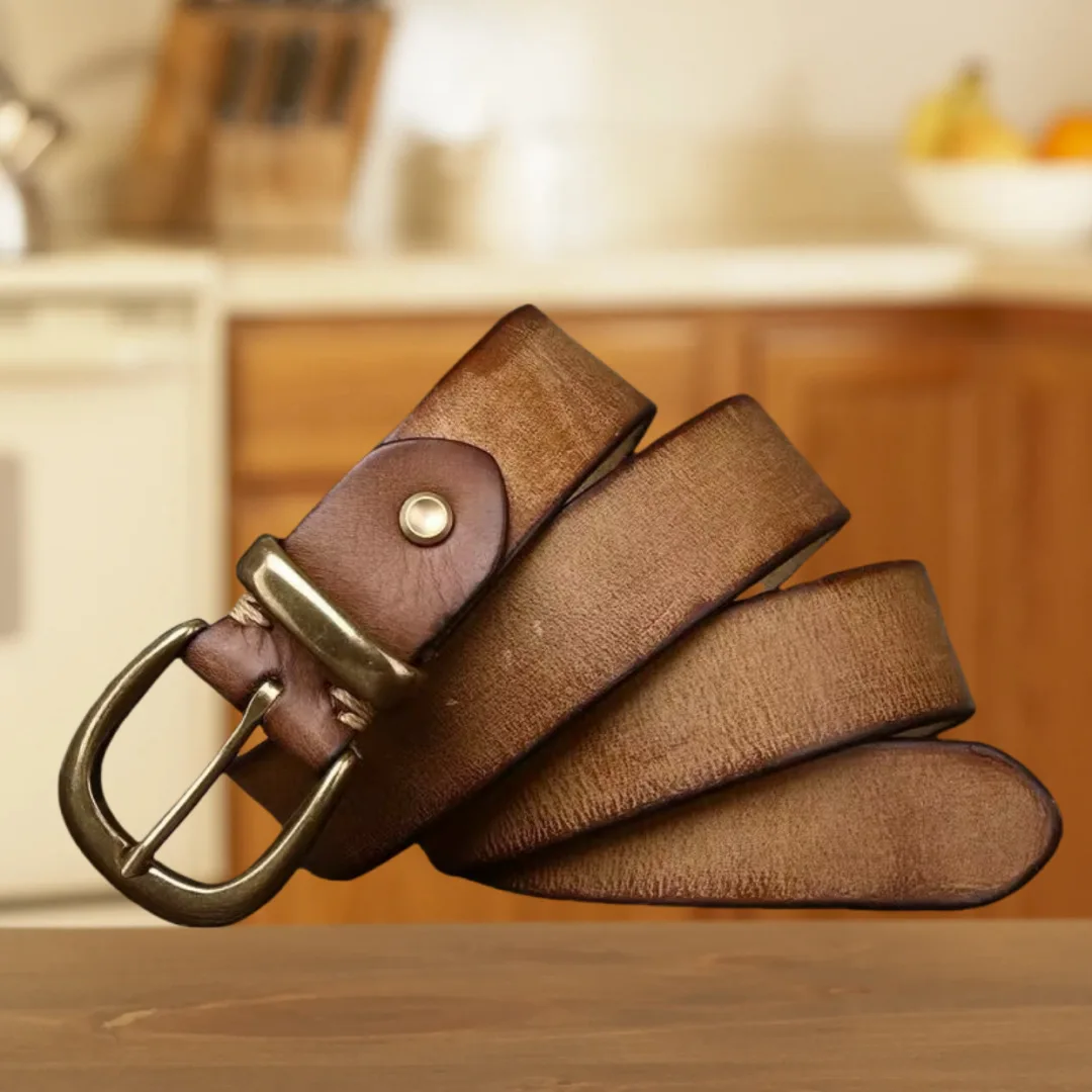 Мужской ремень из воловьей кожи длиной 3,3 см, полированный вручную, простой, с верхним слоем
Мужской ремень из воловьей кожи длиной 3,3 см, полированный вручную, простой, с верхним слоем