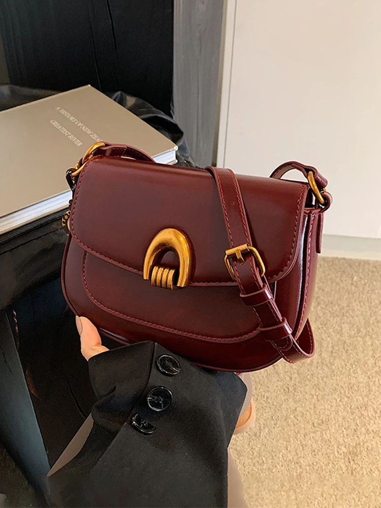 Modern Neutral Style Women's Crossbody Bag Fashionable Retro Versatile Single Shoulder Bag Popular Saddle Bag Soft Handle
Modern Neutral Style Women's Crossbody Bag Fashionable Retro Versatile Single Shoulder Bag Popular Saddle Bag Soft Handle