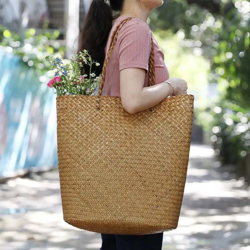 Handmade Straw Weaving Tote Bags for Women Large Capacity Beach Bag Female Shopping Bags
Handmade Straw Weaving Tote Bags for Women Large Capacity Beach Bag Female Shopping Bags