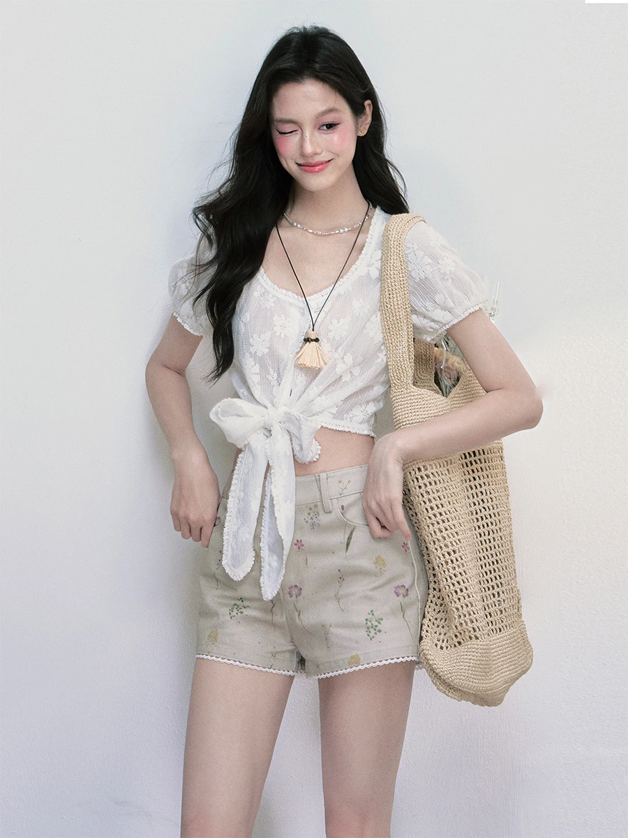 Fragile Heart Pure Desire Hollow out Lace Texture Print Short Sleeve Tie Short Top Korean Style Slim Fit Summer T-shirt
Fragile Heart Pure Desire Hollow out Lace Texture Print Short Sleeve Tie Short Top Korean Style Slim Fit Summer T-shirt
