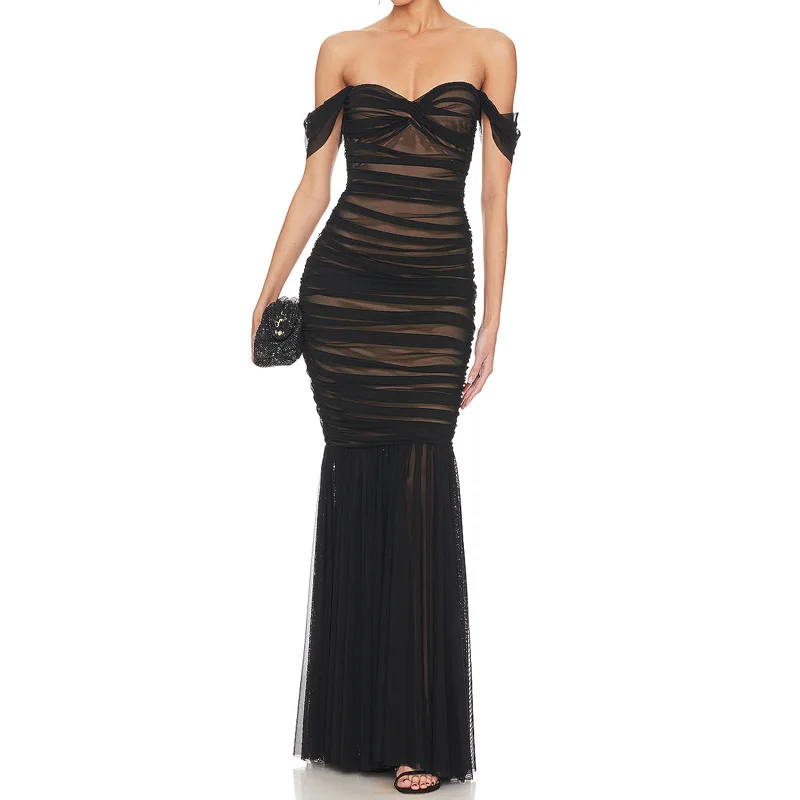One-word shoulder tube top pleated Zou slim-fitting high-end women's clothing sexy temperament mesh party dress fashionable simp
One-word shoulder tube top pleated Zou slim-fitting high-end women's clothing sexy temperament mesh party dress fashionable simp